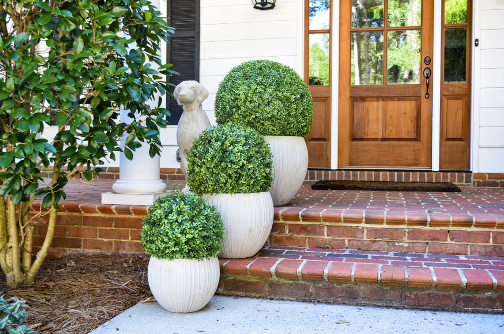 Faux Boxwood Ball - 11 - Set of 2  Home Decorative Accents – HOME  DECORATIVE ACCENTS