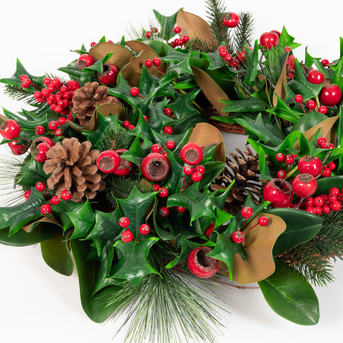 Magnolia & Red Berry Wreath - 24 Inch